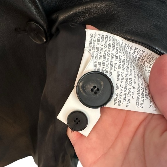 ZARA Faux Leather Blazer XS Blogger Favorite - Picture 13 of 13